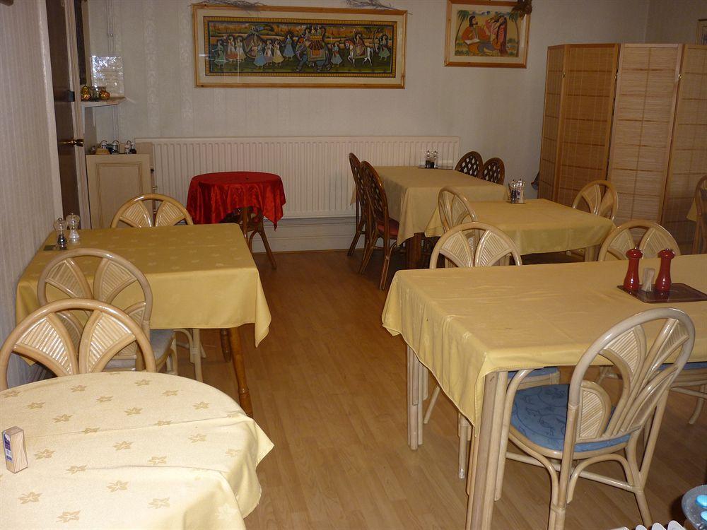 The Clee Hotel - Cleethorpes, Grimsby, Lincolnshire Экстерьер фото