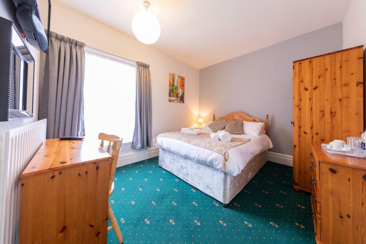 The Clee Hotel - Cleethorpes, Grimsby, Lincolnshire Экстерьер фото