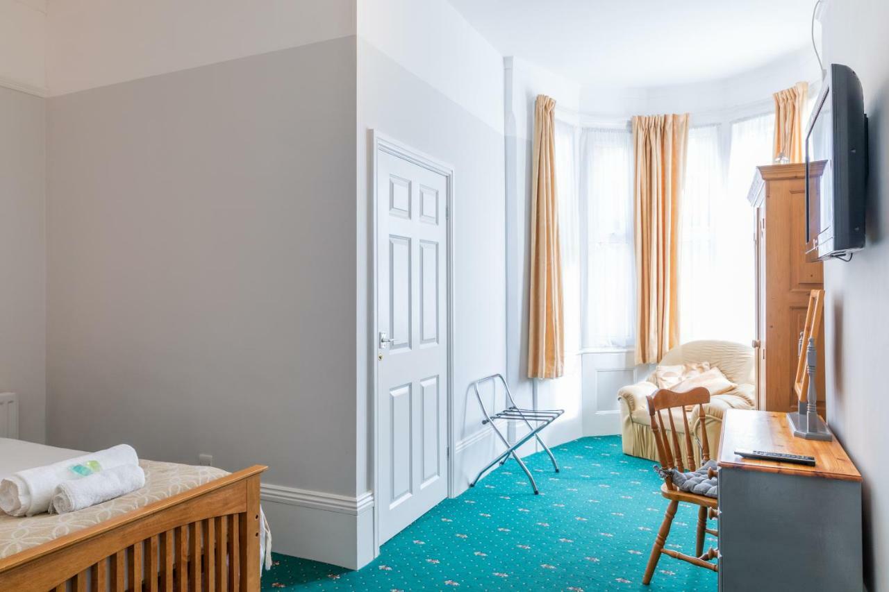The Clee Hotel - Cleethorpes, Grimsby, Lincolnshire Экстерьер фото